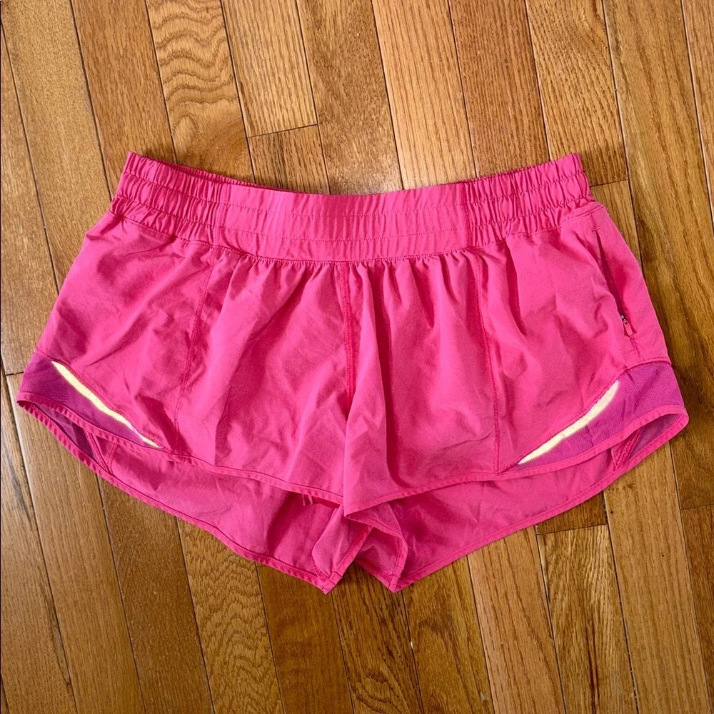 Lululemon Hotty Hot Low Rise Pink Shorts Size 10 Lined